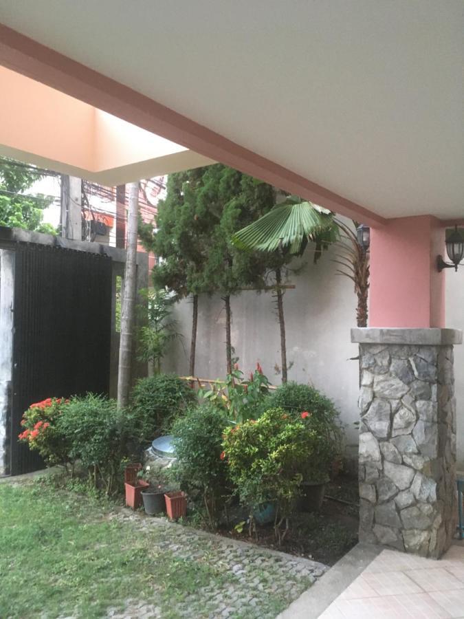 Triple Palms House Ξενοδοχείο Τσιάνγκ Μάι Εξωτερικό φωτογραφία